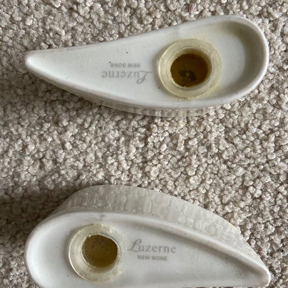- Luzerne New Bone salt & pepper shaker apostrophe comma shape - Picture 2 of 4